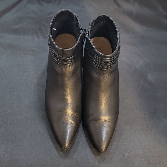 BELLA VITA  WOMENS JANI KITTEN HEEL BOOTIES - Picture 3 of 16